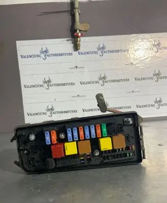 Opel Signum Fuse module 13144709 00085247 519066013