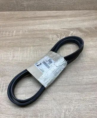 Opel Corsa E Alternator belt 55562422