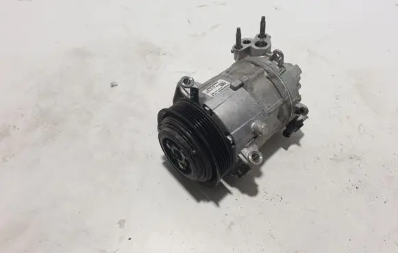 Chrysler Pacifica Air conditioning (A/C) compressor (pump) 68225206AD 6578494