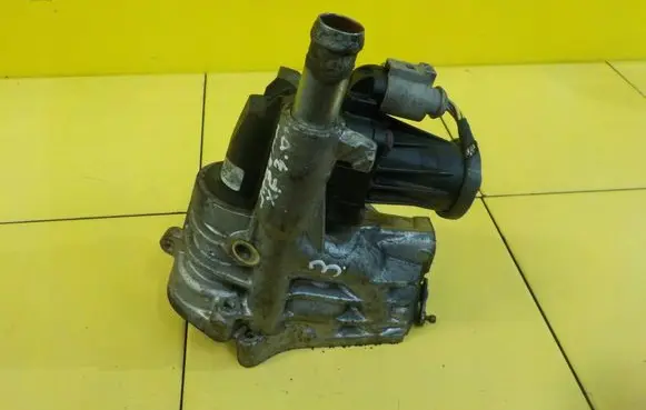 Jaguar XF X250 EGR thermostat 701881040