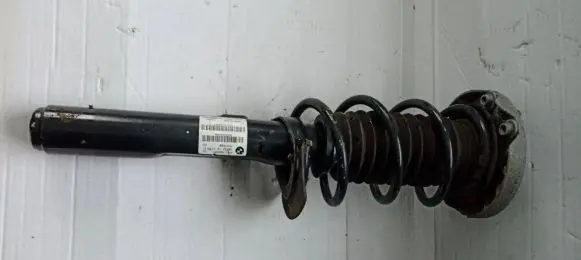 BMW 1 F40 Front shock absorber damper bump stop 6883935