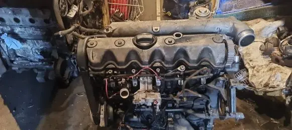 Volvo S80 Engine D5252T