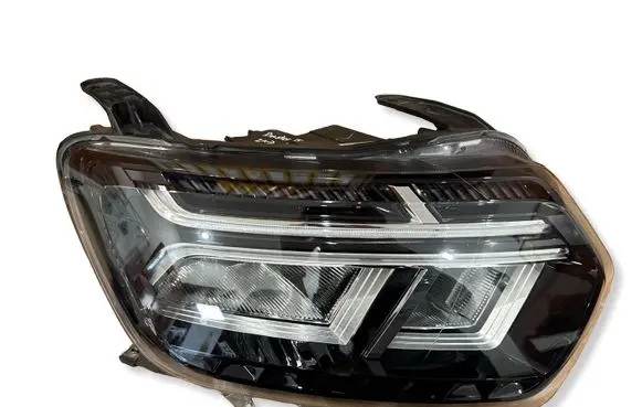 Renault Duster II Headlight/headlamp 260109550R L868093