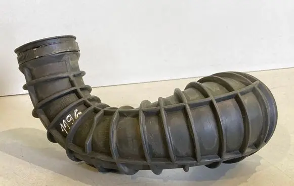 Volvo V70 Intercooler hose/pipe 08634143