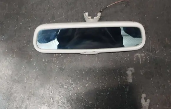 Volkswagen PASSAT B5.5 Rear view mirror (interior) 3B0857511