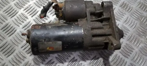 Renault Laguna I Starter motor 1005821116