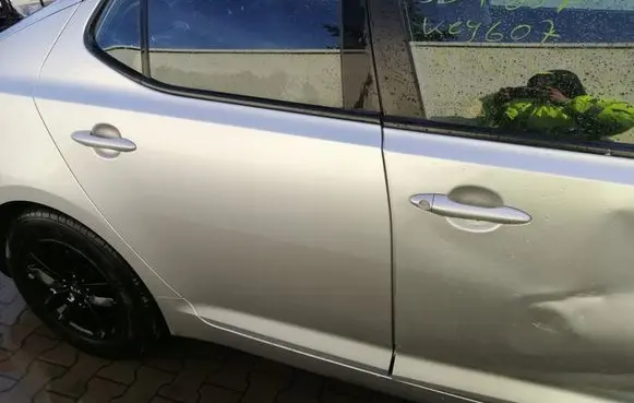 KIA Optima Rear door
