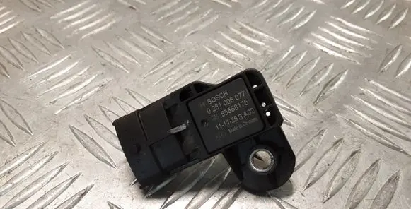 Opel Insignia A Air pressure sensor 0281006077
