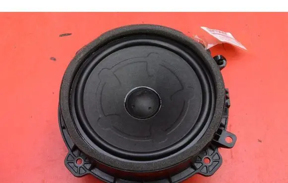 KIA Sportage Subwoofer speaker 96330R2000