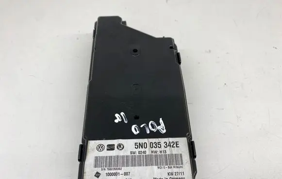 Volkswagen Polo V 6R Head unit multimedia control 5N0035342E