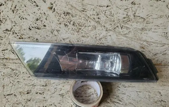Skoda Superb B8 (3V) Front fog light