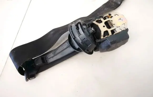 Audi 100 S4 C4 Middle seatbelt (rear) 4a5857709e