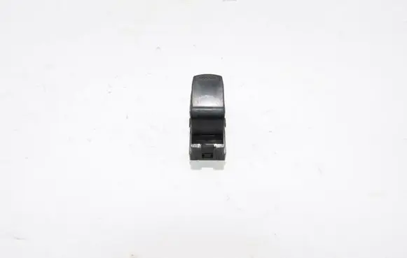 Suzuki Grand Vitara II Electric window control switch