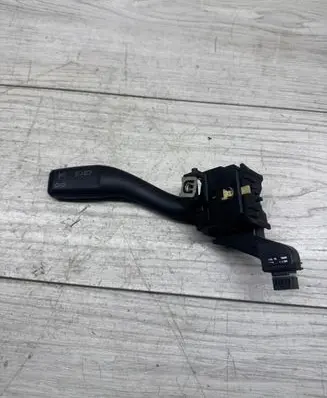 Audi A3 S3 A3 Sportback 8P Indicator stalk 8P0953513A 01103600 10360072735488