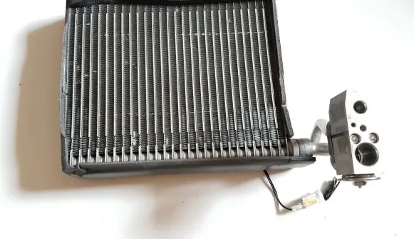 Air conditioning (A/C) radiator (interior)