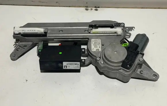 Peugeot 508 Tailgate/trunk/boot lift motor 9677615380