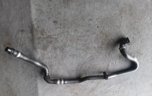BMW 4 F32 F33 Engine coolant pipe/hose 8662837 154807148