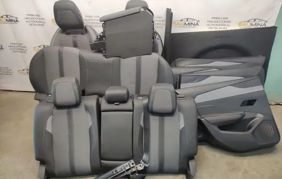 Peugeot 308 Seat and door cards trim set 98427538ZD
