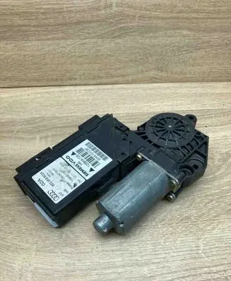 Audi A4 S4 B6 8E 8H Rear door window regulator motor 8E0959802A 5WK47011CBF