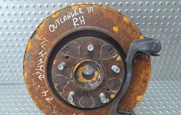 Mitsubishi Outlander Front wheel hub spindle knuckle