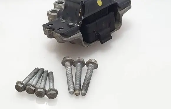 Audi A3 S3 8P Engine mount bracket 1K0199555Q 1K0199555