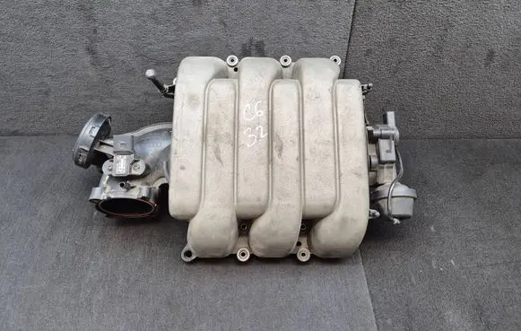 Audi A6 S6 C6 4F Intake manifold 06E133210C 06E103245C 0261230095