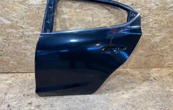 Mazda 3 III Rear door BJS773010 R0235