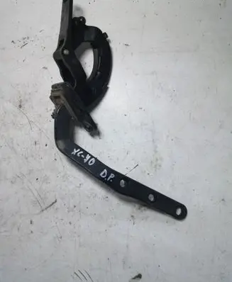 Volvo XC70 Tailgate/trunk/boot hinge 8643158