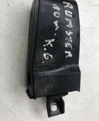 Skoda Roomster (5J) Rear door check strap stopper