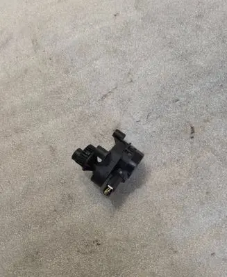 Seat Alhambra (Mk1) Air flap motor/actuator YM2H19E616CA 7M3907511D F030259A