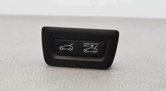 BMW 5 F10 F11 Tailgate/boot open switch button 9194912