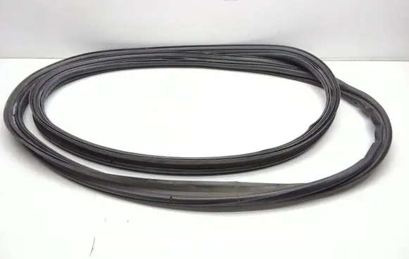 Volvo XC60 Trunk rubber seal (body) 31424369