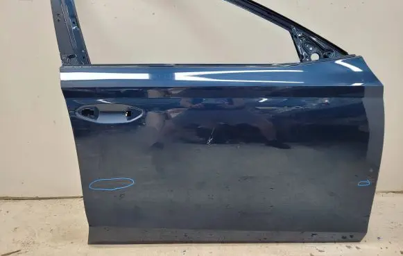 Skoda Octavia Mk4 Front door 5E3831312