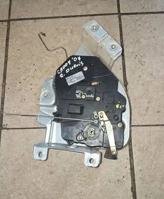 Loading door lock
