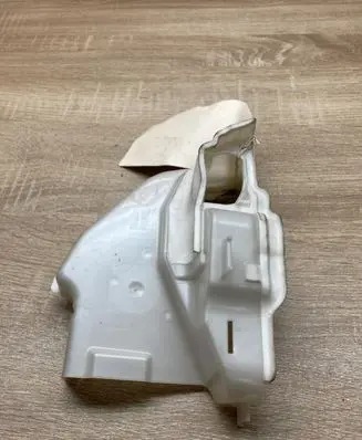 Volkswagen Jetta V Front door lock 1K0837349A