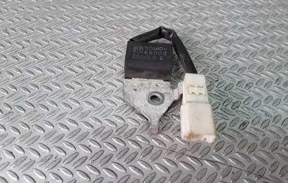 Toyota Avensis T250 Sensor 9008088002