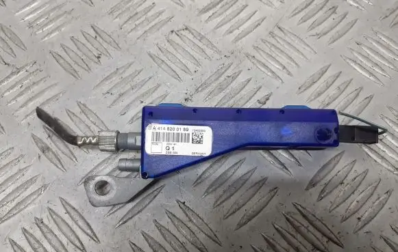 Mercedes-Benz Vaneo W414 Sound amplifier A4148200189