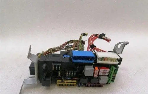 Mercedes-Benz E W212 Fuse box set A2129004001
