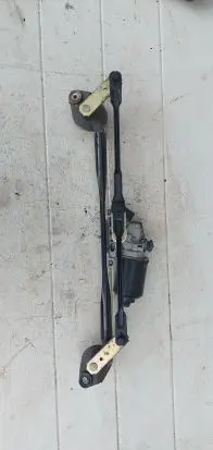 Hyundai Santa Fe Front wiper linkage and motor