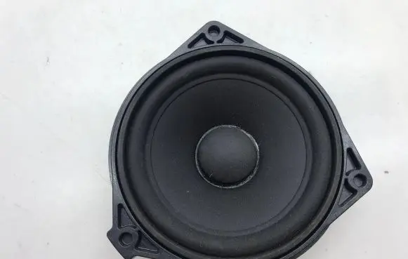 Mercedes-Benz ML W166 Panel speaker A2318201202 8927007802A