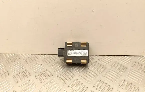 Mercedes-Benz EQC Distronic sensor radar A0009056613