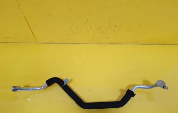 Mazda 5 Air conditioning (A/C) pipe/hose 