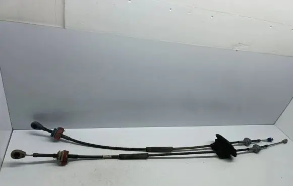 Gear shift cable linkage