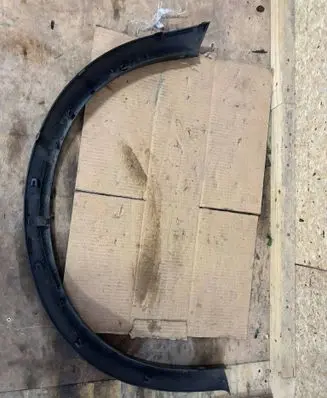 Nissan Juke I F15 Front arch trim 121212