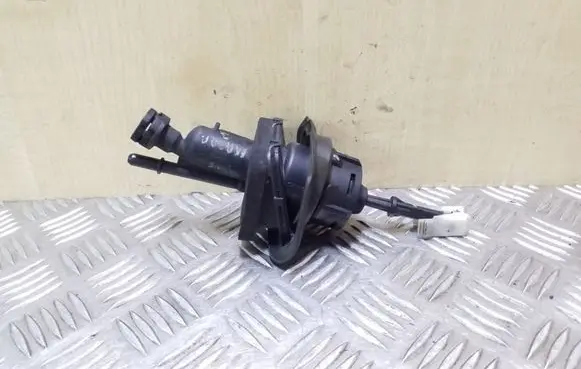 Mazda 3 I Clutch master cylinder 3M517A543BD