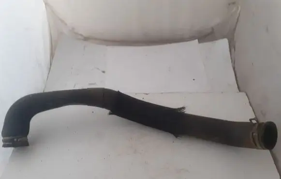Jeep Grand Cherokee Engine coolant pipe/hose 52028263