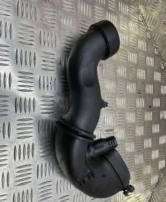 BMW 7 E65 E66 Turbo air intake inlet pipe/hose 7792090