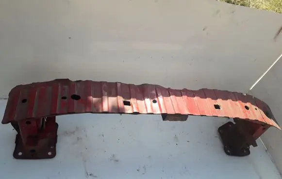Mazda 3 I Front bumper mounting bracket