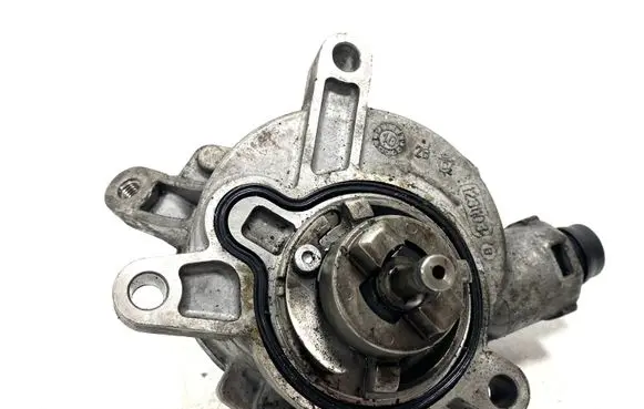 Volvo XC70 Vacuum pump 31219463