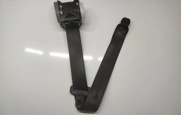 Audi A8 S8 D4 4H Middle seatbelt (rear) 4H0857807H